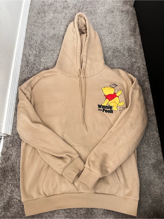 Disney Tops - Winnie the Pooh Beige Pullover Hoodie Size Small 0547